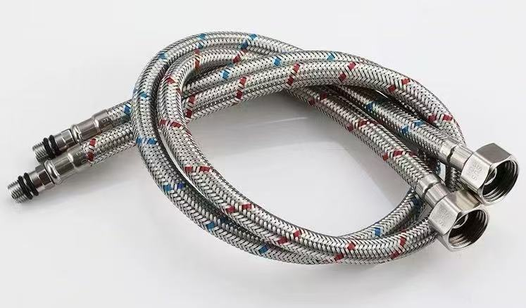 [00052] TUYEAUX FLEXIBLE 
POUR MITIGEUR FEMELLE 60CM